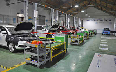 思看3D掃描儀 賦能5G+VR/AR數(shù)字職教，構建汽修實訓新生態(tài)